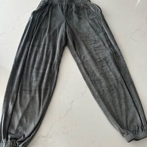 SKIMS Velour Joggers Small